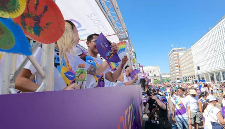 Un carro, una visione: il Pride sostenibile di Prima Assicurazioni conquista Milano