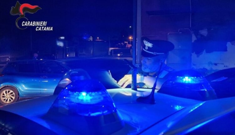 Gravina di Catania, arrestato 53enne per violenza familiare, resistenza e minacce