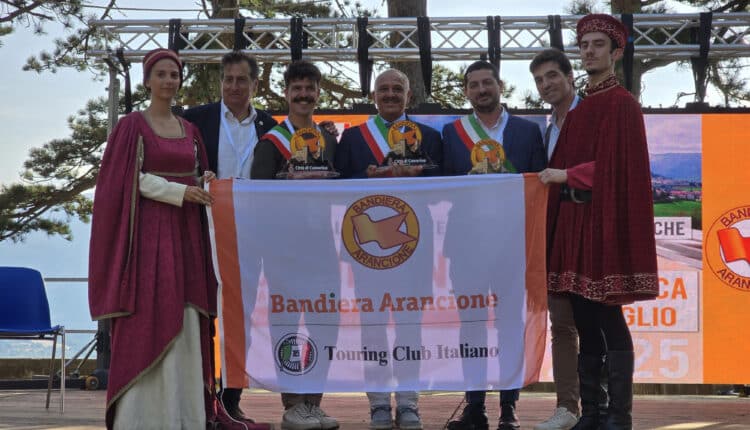 Camerino: le Marche ottengono 30 Bandiere Arancioni, terze in Italia.