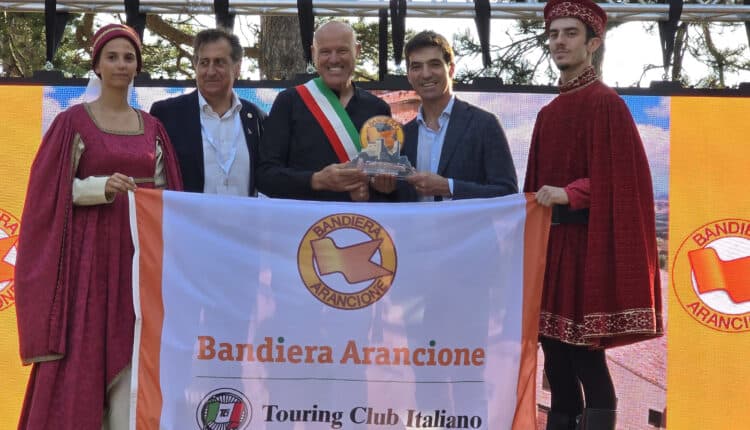 Camerino: le Marche ottengono 30 Bandiere Arancioni, terze in Italia.