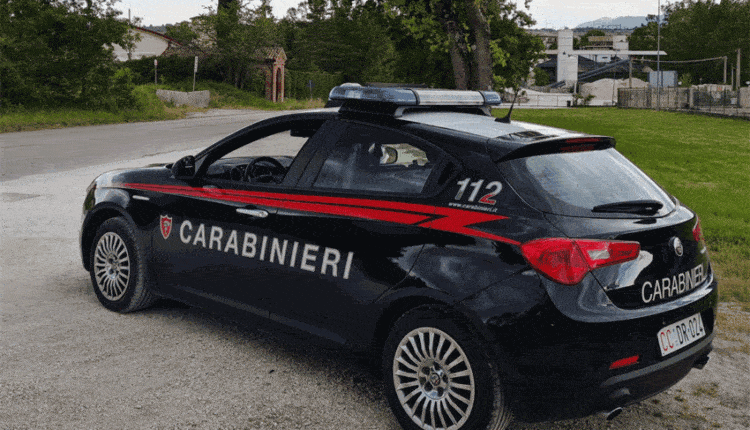 Villasanta: arrestati tre stranieri per furto aggravato e uso illecito di carte di credito.