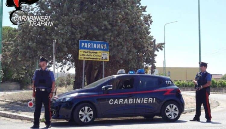 Partanna, coppia arrestata con oltre un chilo di cocaina a bordo dell’auto