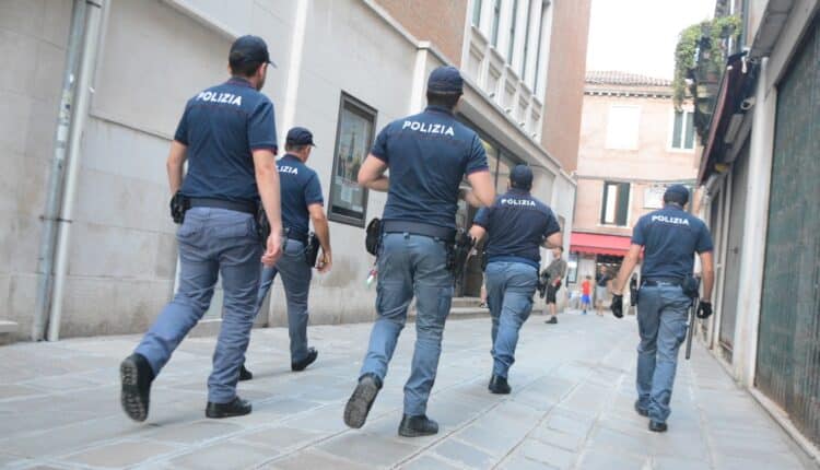 Venezia: arrestato straniero per spaccio nel centro storico lagunare.