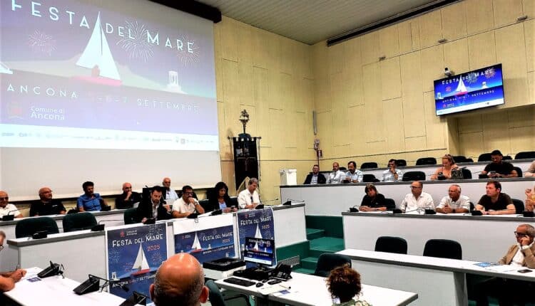 Festa del Mare 2025 ad Ancona: 3 giorni di musica, cultura, visite guidate e spettacoli
