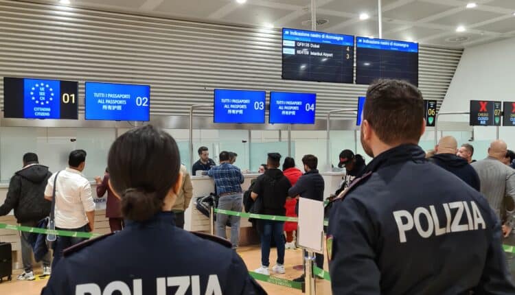 Venezia, Aeroporto Marco Polo: arrestato uomo per violenza sessuale e maltrattamenti in famiglia