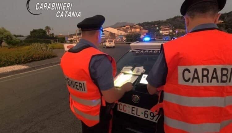 Randazzo, controlli straordinari dei Carabinieri: denunce, sequestri di droga e multe per oltre 10.00