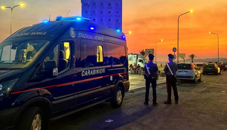 Controlli serrati a Gela: 2 arresti per droga e armi dopo inseguimento