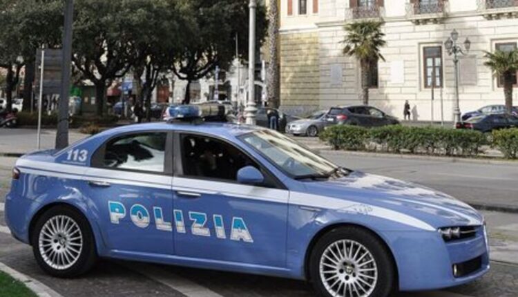 Como, 28enne aggredisce capotreno e poliziotti: arrestato