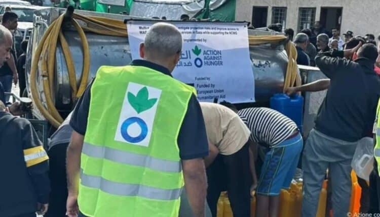 Italia invia nuovi aiuti a Gaza: 450 tonnellate di viveri e un’operazione sanitaria per i bambini