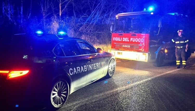 Todi, arrestato 45enne per incendio boschivo doloso, sospettato di altri 11 episodi