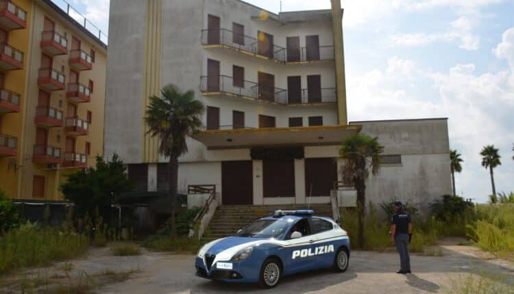 Jesolo, blitz interforze contro le occupazioni abusive: identificati 5 soggetti, 3 irregolari sul territorio nazionale