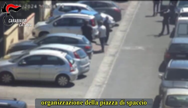 Catania, operazione “Capinera”: Convalidati 7 arresti domiciliari con braccialetto elettronico per detenzione e spaccio di sostanze stupefacenti