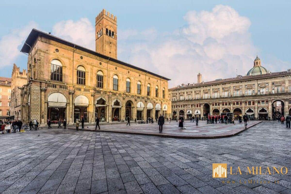Ferragosto a Bologna: La Filuzzi in Piazza Maggiore tra musica, balli e tradizione