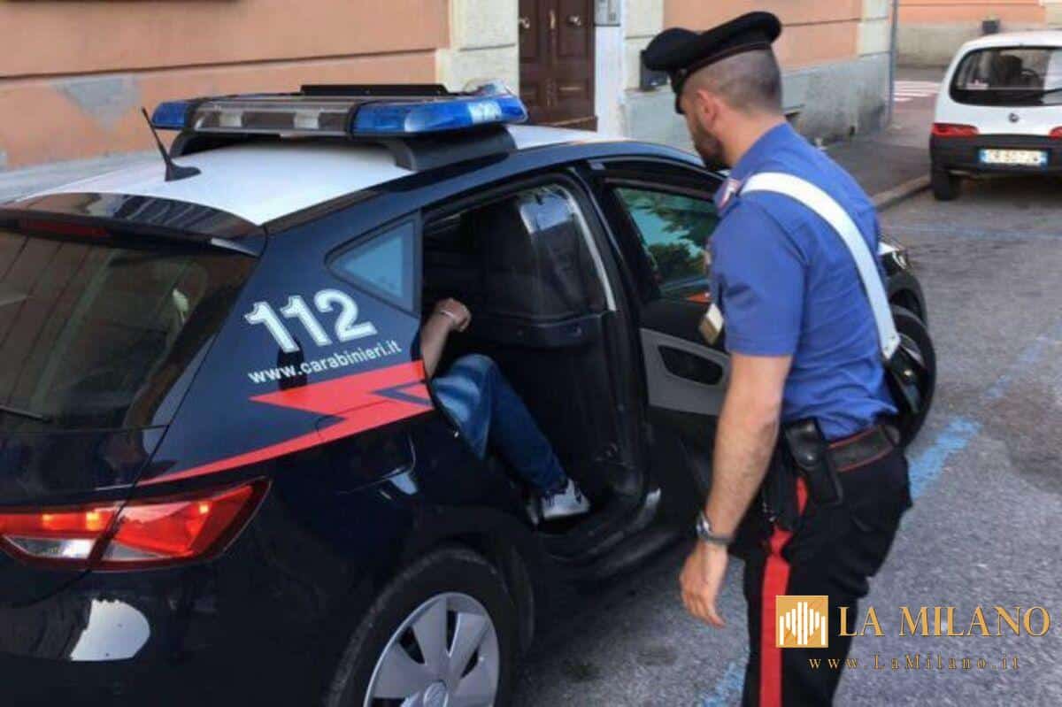 Suzzara, 27enne sui binari: intervento dei Carabinieri e denuncia