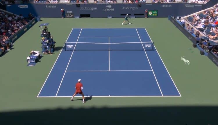 US Open: Sinner fatica, ma vince in quattro set contro Shapovalov e conquista gli ottavi