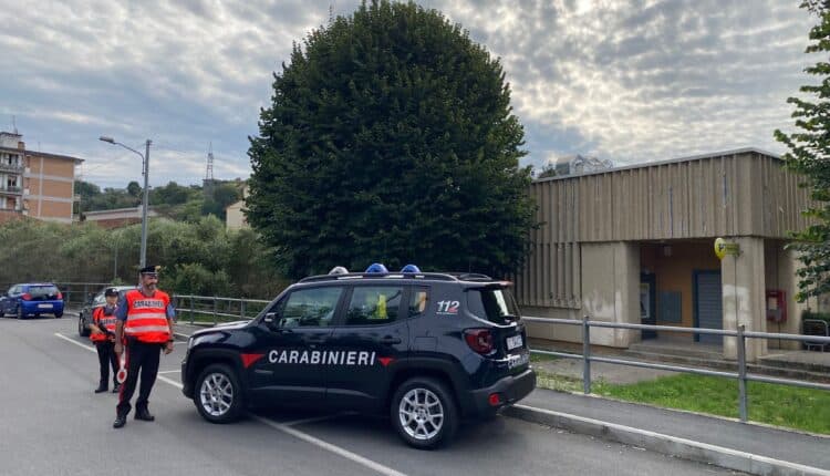 Rapina di San Silvestro all’ufficio postale di Vezzano Ligure: arrestati 2 individui
