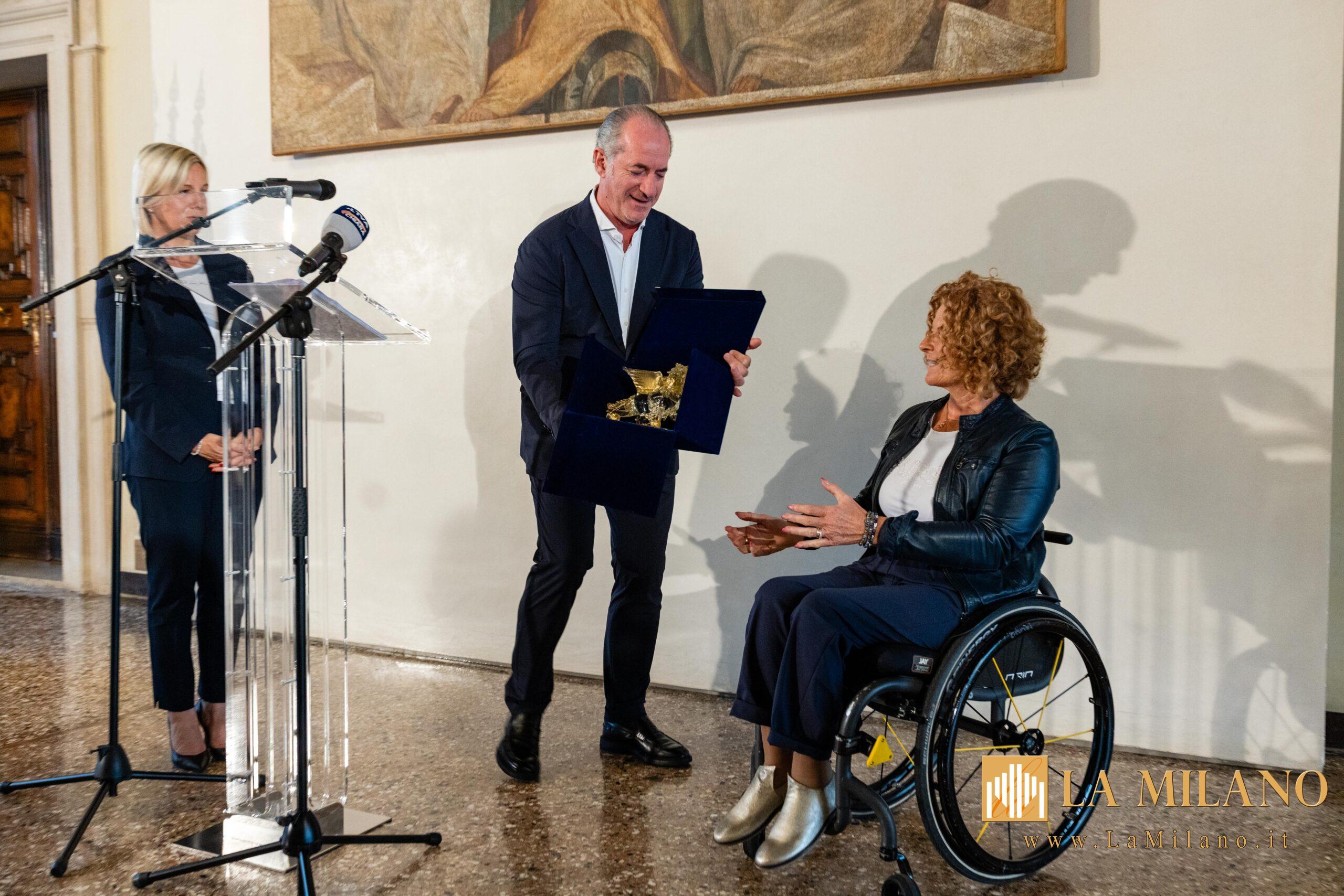 Zaia consegna il Leone di Vetro a Francesca Porcellato: “Orgoglio del Veneto e dell’Italia”.