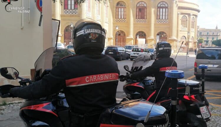 Palermo, doppio arresto per droga e sequestri allo ZEN: blitz dei Carabinieri