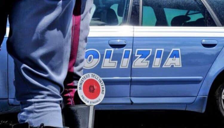 Napoli: 18enne ferisce un minorenne con coltello, denunciato dalla Polizia