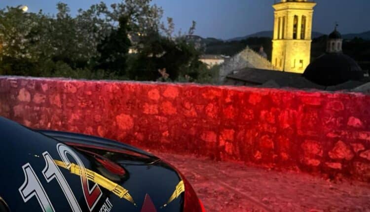 Spoleto: fratello aggredito con un’accetta, arrestato 45enne per lesioni aggravate