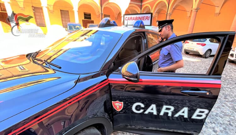 Bologna, cane eroe salva il figlio dalla furia del padre 50enne arrestato per tentato omicidio e incendio doloso