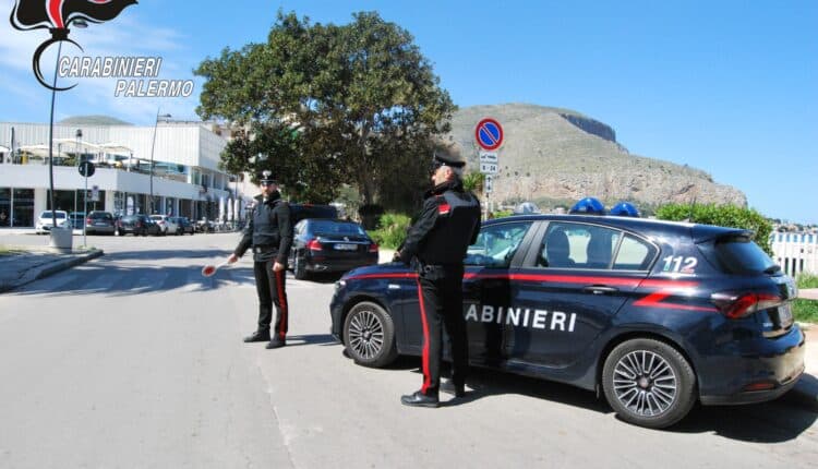 Mondello e Sferracavallo: controlli straordinari dei Carabinieri, denunce, sanzioni e sequestri