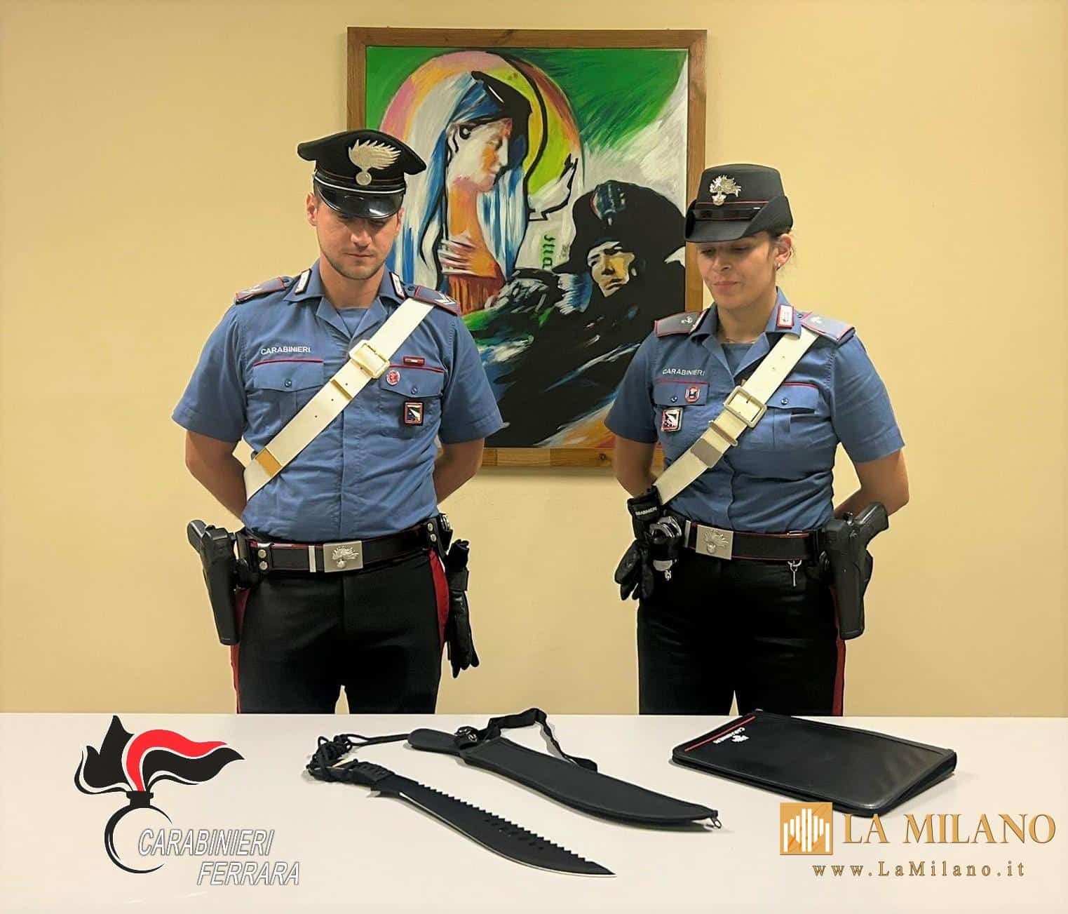 Cento, minaccia un automobilista con un machete: 34enne fugge, causa un incidente e viene denunciato