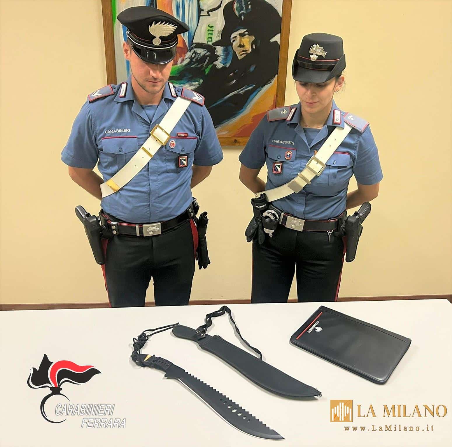 Cento, minaccia un automobilista con un machete: 34enne fugge, causa un incidente e viene denunciato