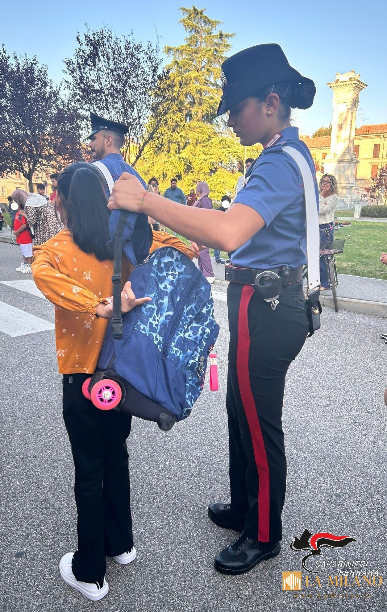 Ferrara: i Carabinieri augurano un buon inizio d’anno scolastico.