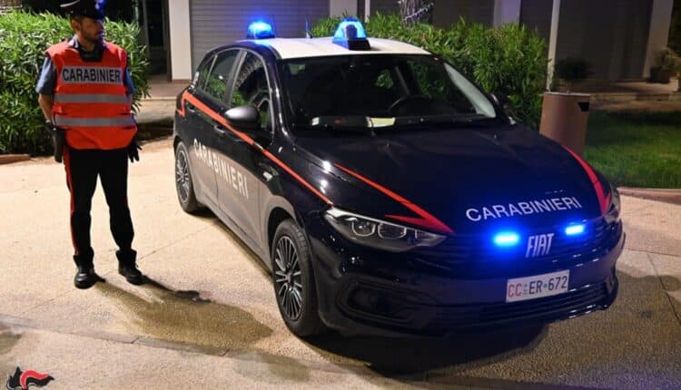 Cesenatico, controlli straordinari dei Carabinieri: 10 denunce per droga, armi e guida in stato di ebbrezza