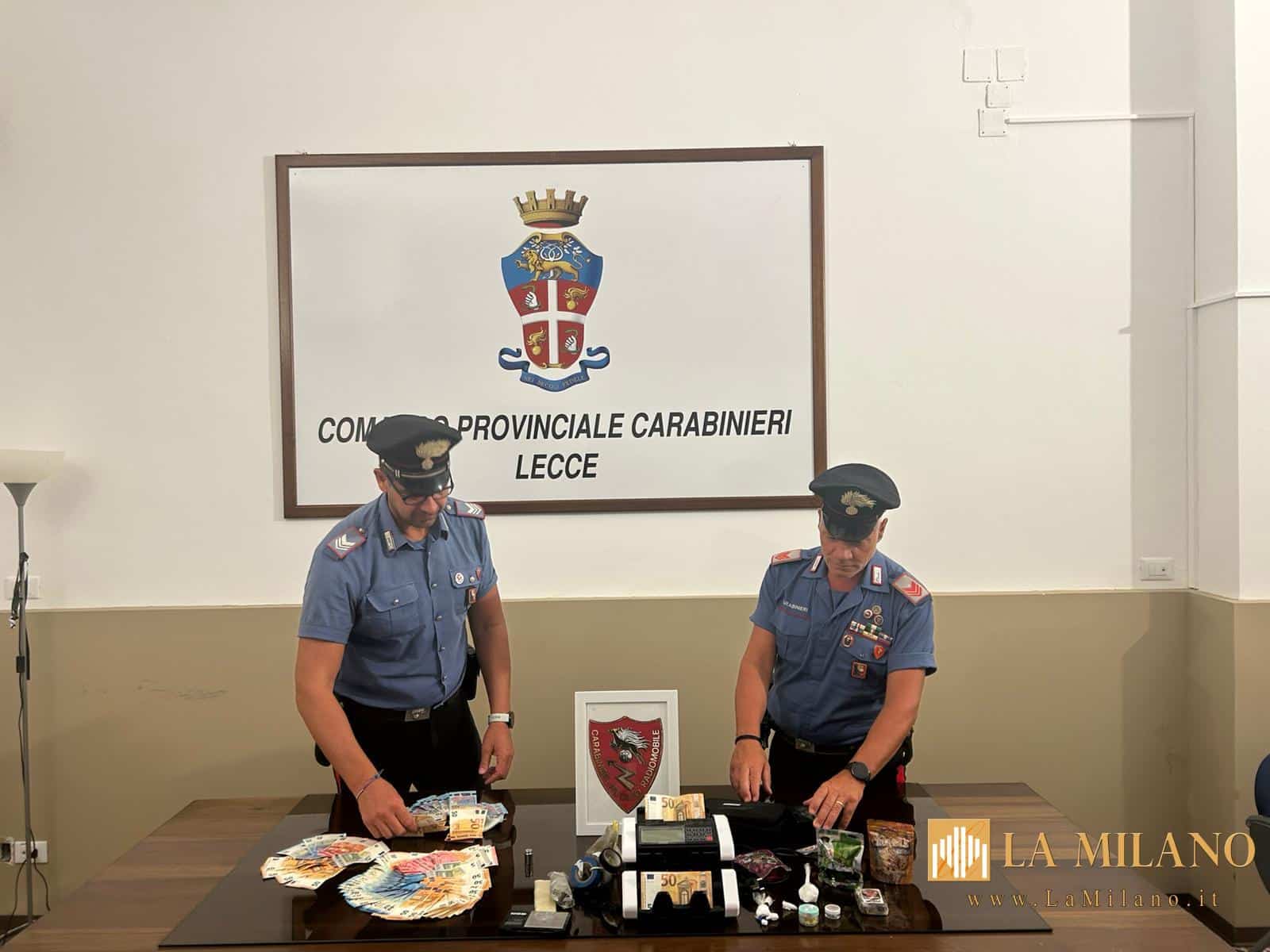 Lecce, scoperto “minimarket” della droga in centro storico: arrestati madre e figlio