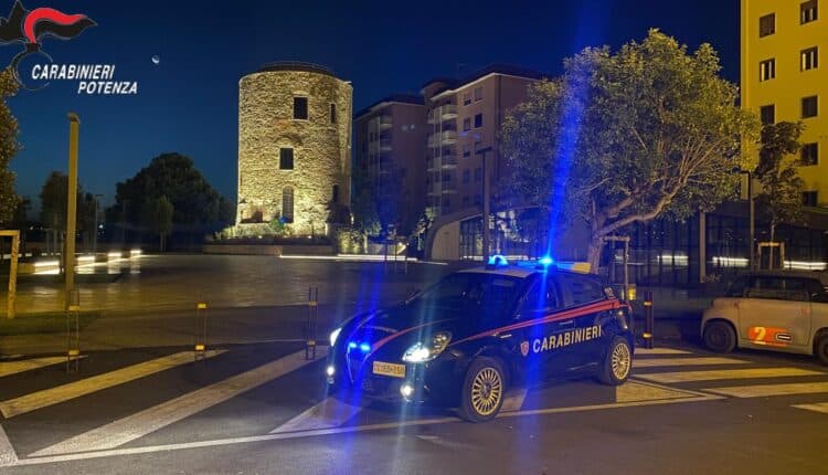 Potenza, arrestato pusher con 200 grammi di hashish: scatta la custodia cautelare in carcere