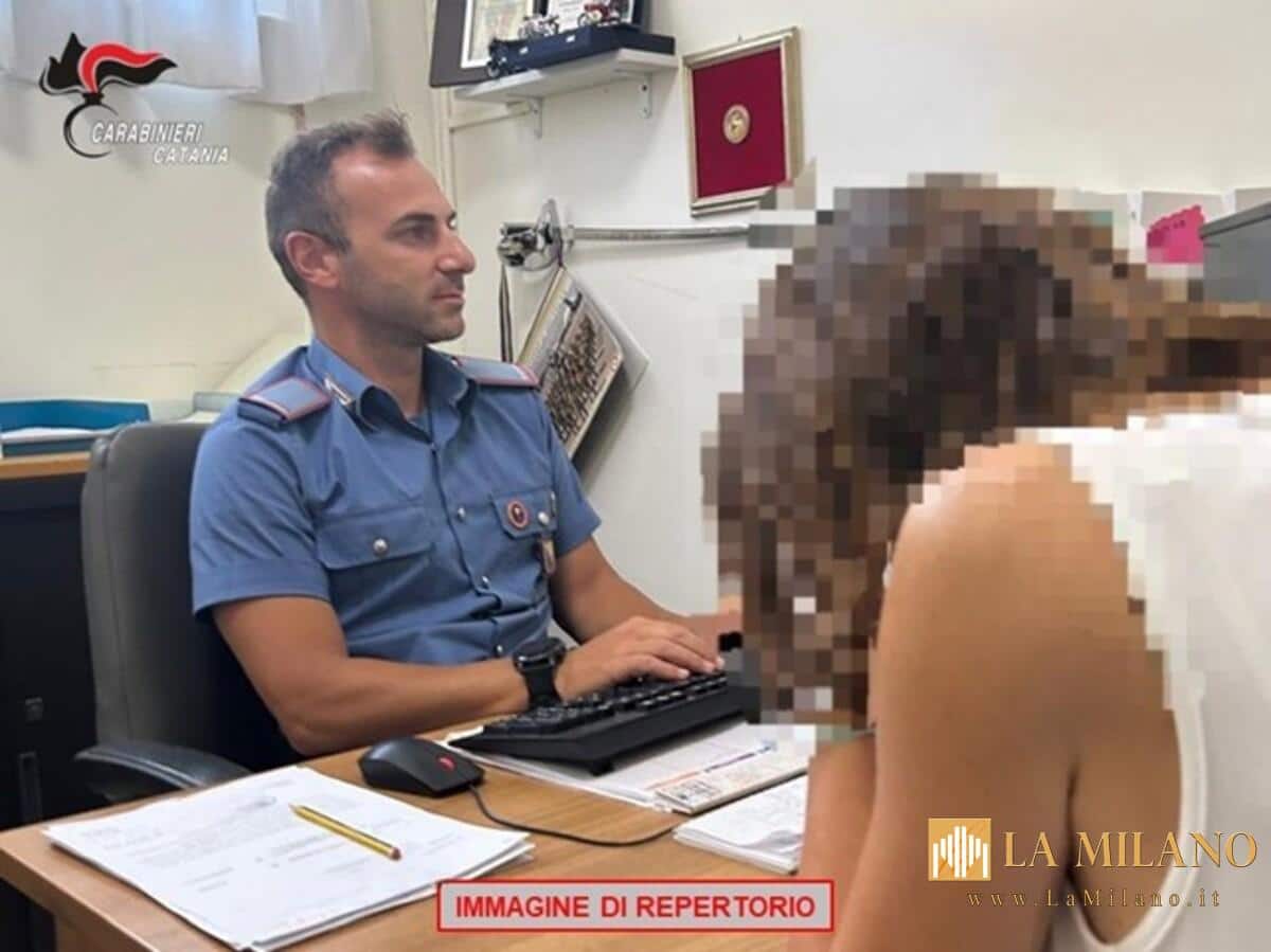 Catania: 36enne dà fuoco all’appartamento dopo aver minacciato i genitori, denunciato per incendio e maltrattamenti