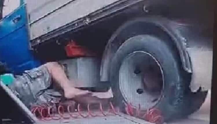 Mercato Saraceno, 56enne investe volontariamente due persone