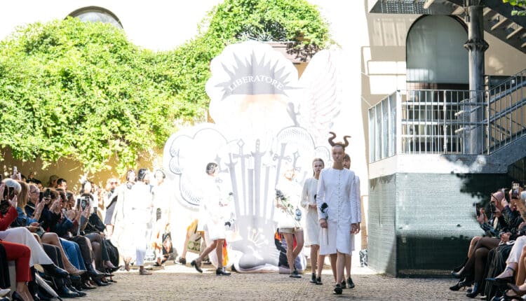 Cala il sipario per la Milano Fashion Week SS26: tra memoria, transizione e nuove direzioni