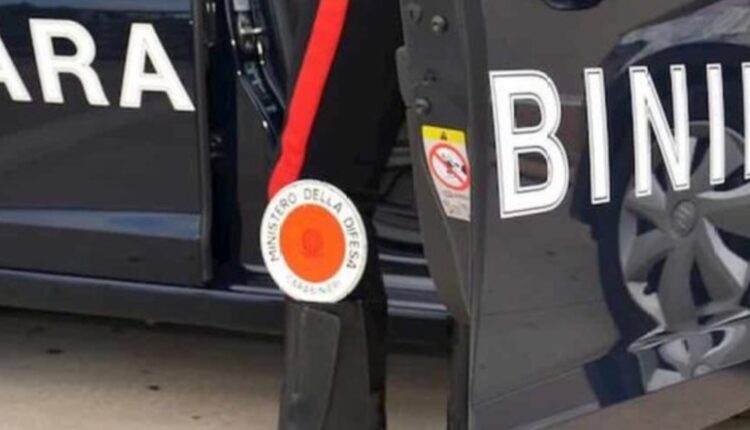 Rosignano Solvay, due 50enni denunciati per lesioni personali e porto ingiustificato di coltello.