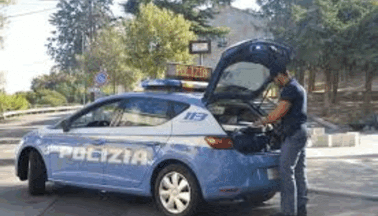 Genova, rapina al supermercato in via Canepari: 2 arresti e un denunciato