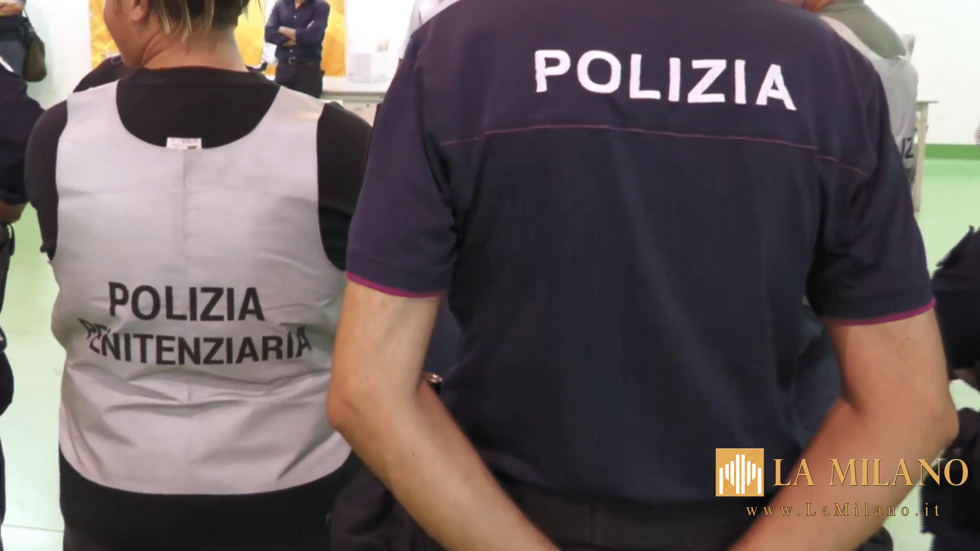 Taranto, operazione congiunta Polizia di Stato e Penitenziaria: 25 arresti per traffico di droga e telefoni cellulari nel carcere