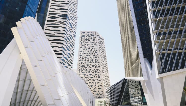 Il Salone del Mobile.Milano debutta in Arabia Saudita: nasce “Red in Progress” a Riyadh