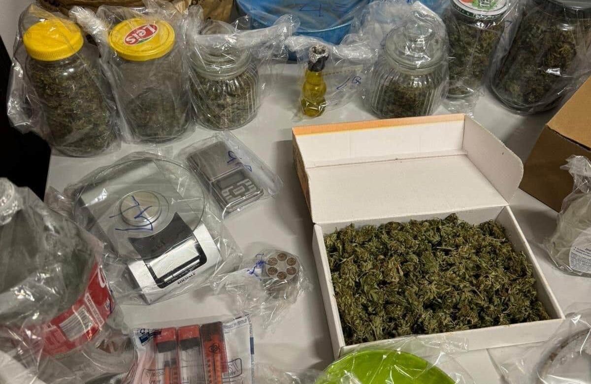 Castello d’Annone, pubblicizzava la droga su TikTok: 65enne arrestato con un chilo di marijuana