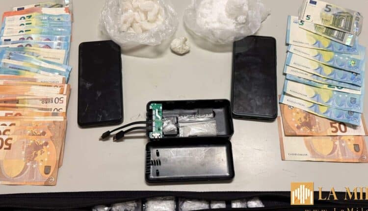 Milano: arresti per spaccio, sequestrati 200 gr di shaboo.