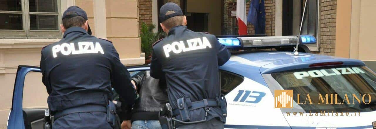 Napoli: ruba il telefono a una turista in Corso Garibaldi, arrestato 34enne.