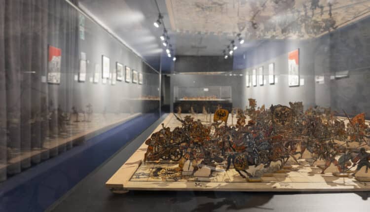 Tra arte, fumetto e sogno: la mostra su Guido Crepax a Brescia