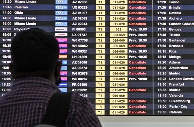 Addio timbri sul passaporto: l’Unione Europea introduce il sistema digitale EES