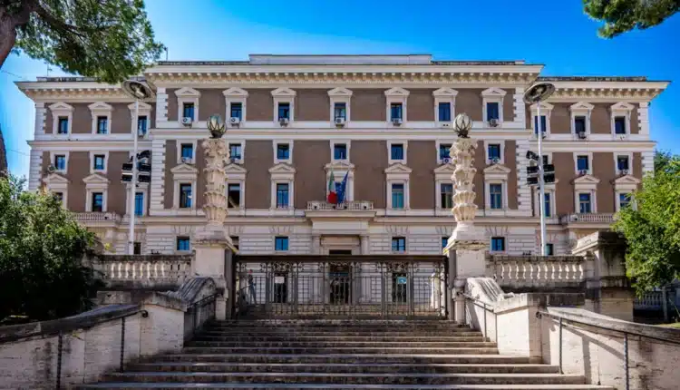 Antimafia, maxi-operazione del Viminale: 16 interdittive e 2 vigilanze collaborative su imprese dei cantieri post sisma e Milano-Cortina 2026