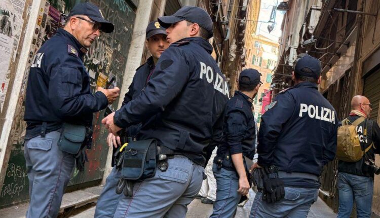 Genova: accoltella un giovane in centro storico, arrestato 20enne algerino.