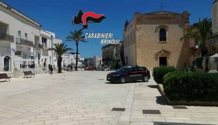 Controlli straordinari dei Carabinieri a Carovigno: denunce, sequestri e segnalazioni per droga e guida in stato di ebbrezza