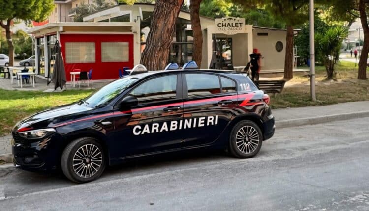 Macerata: controlli dei Carabinieri con NAS e unità cinofile, denunce per droga a Porto Potenza Picena e Tolentino.