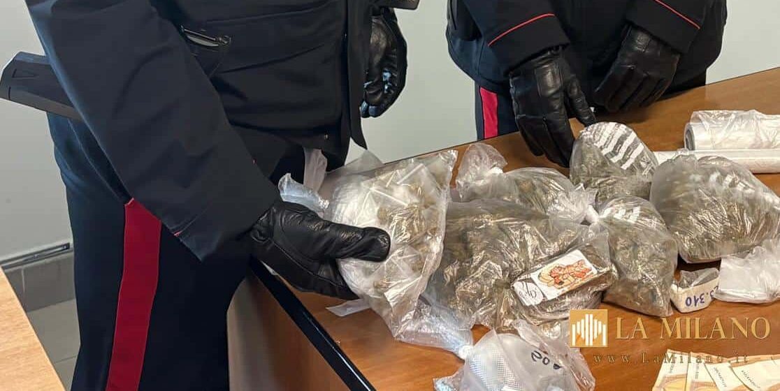 Cercola: controlli dei Carabinieri tra studenti, droga e armi.