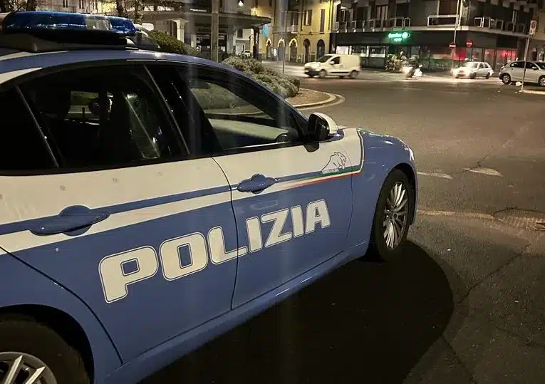 Como, denunciato dalla Polizia di Stato un 19enne tunisino per ricettazione: guidava un’auto rubata e si fingeva minorenne